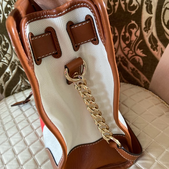 BLACK FRIYAY!!Michael Kors! Sophisticated bagNWOT! Stored w/❤️ - Picture 5 of 14